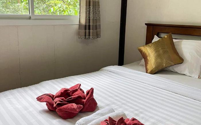 Khao Sok River Camp