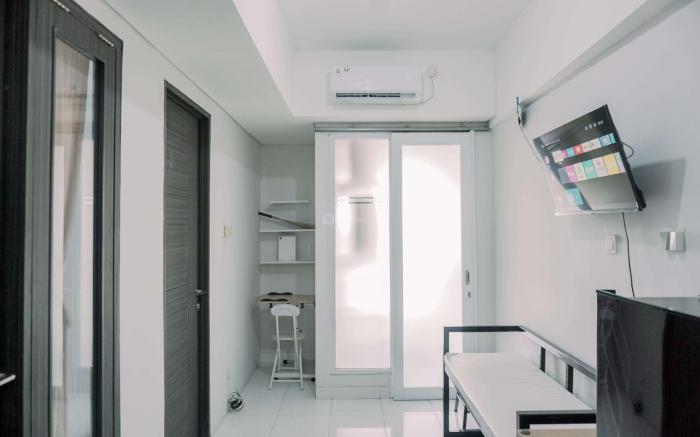 Good Deal and Cozy 2BR Amazana Serpong By Travelio