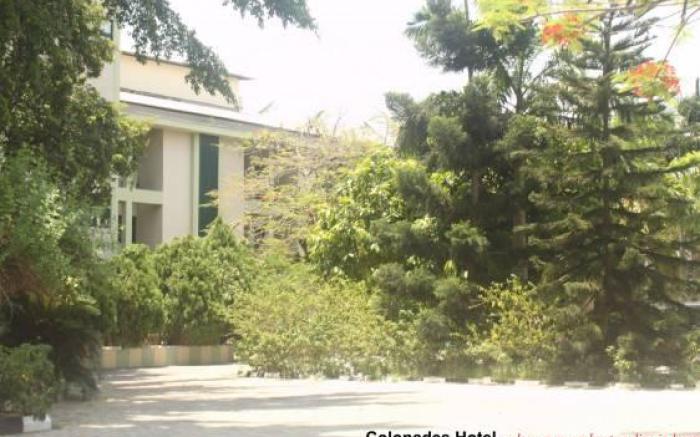 Colonades Hotel