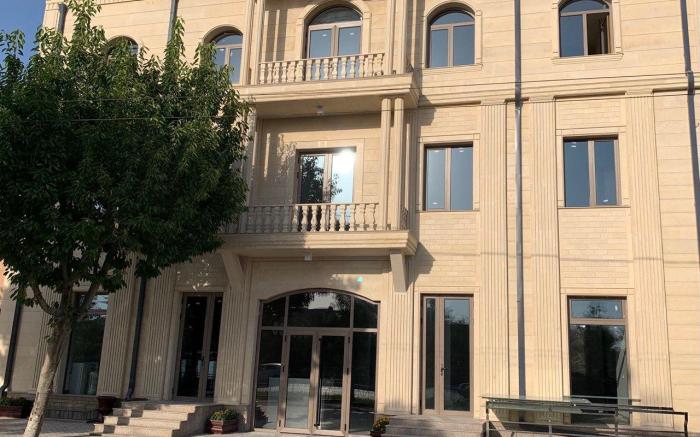 Nur Makon Hotel