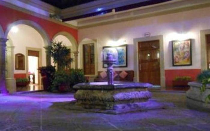 Gran Casa Sayula Galeria & SPA
