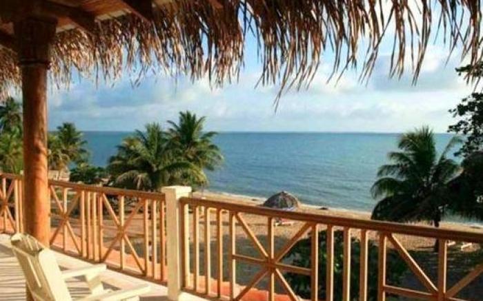 Almond Beach Resort at Jaguar Reef