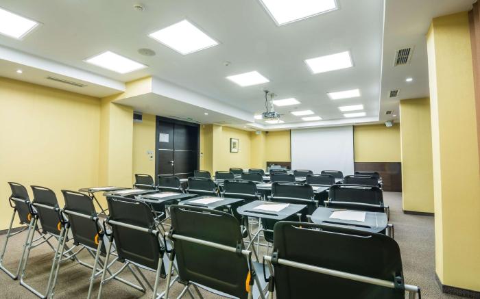 Best Western Plus Olives City Hotel