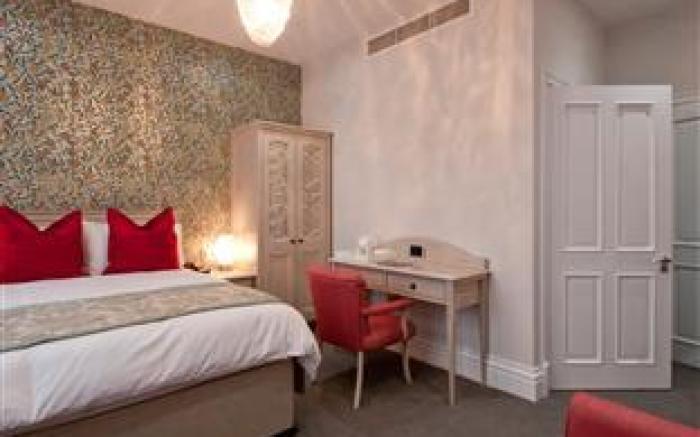 W12 Rooms