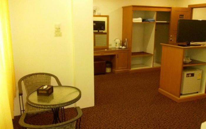 Merlin Grand Hotel