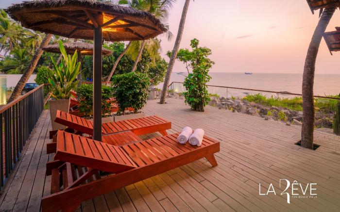 LA RÊVE The Beach Villa