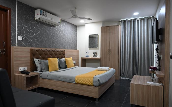 Hotel Supraja Yellow Bells