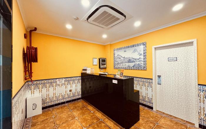 Family Inn (Rua Das Estalagens Branch) 