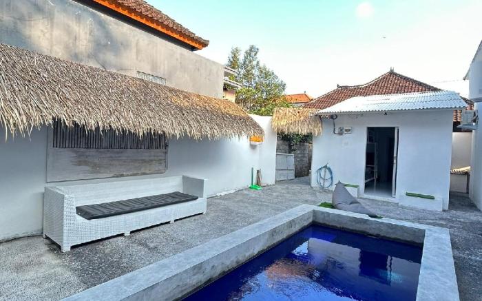 White Sandat Guest House