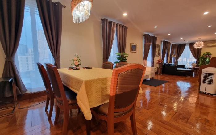 Chez Moi Bangkok Sukhumvit 26  Executive Residence