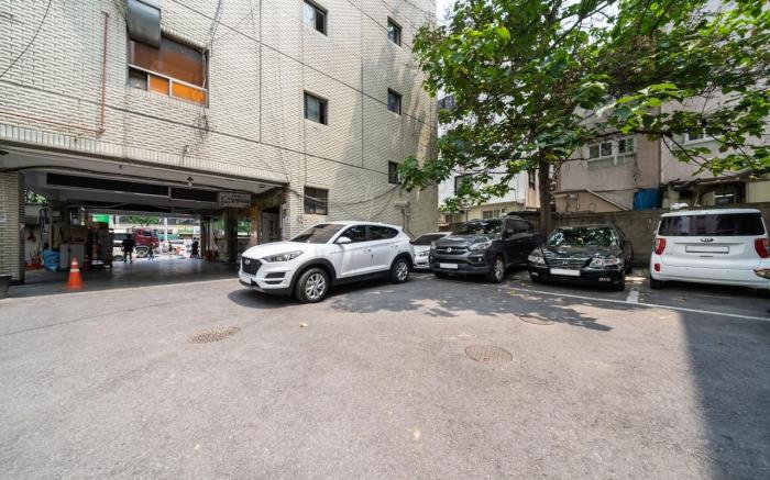 Seoul National University Chereville