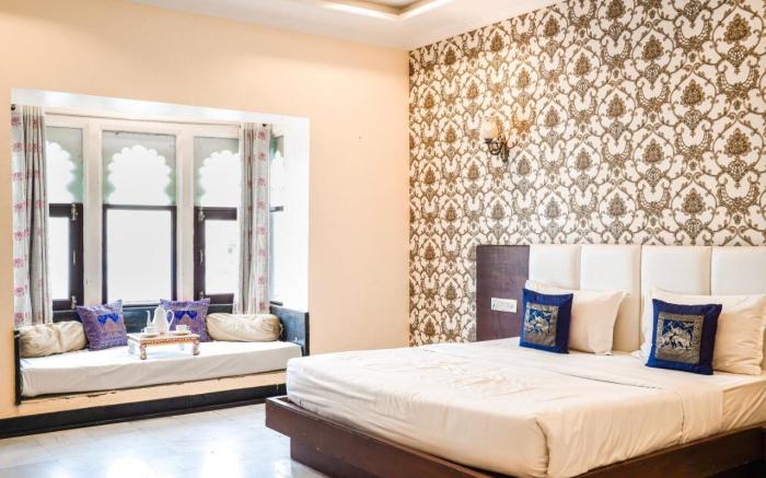 Hide-In Udaipur - A Lake View Boutique Hotel