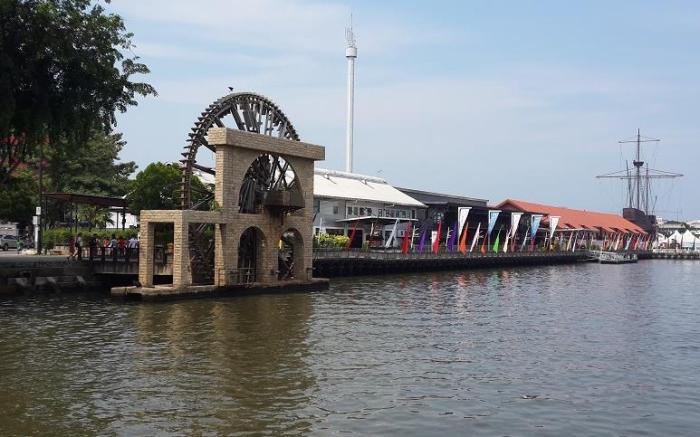 Quayside Hotel