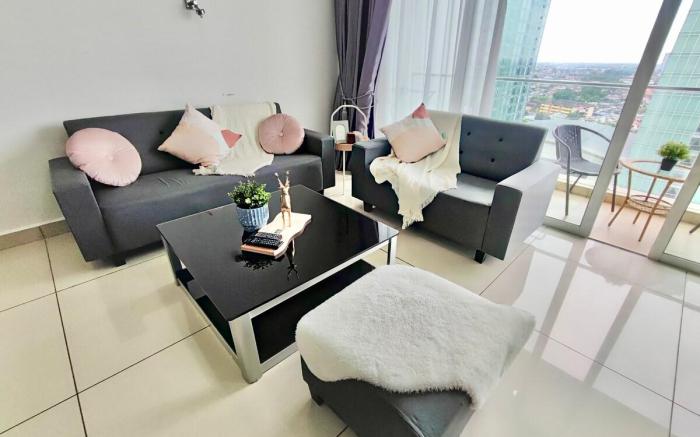 KSL City Oasis @ Level 17-4BR (Private Lift)16pax