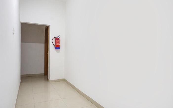 FabHotel White House Inn - EON IT Park