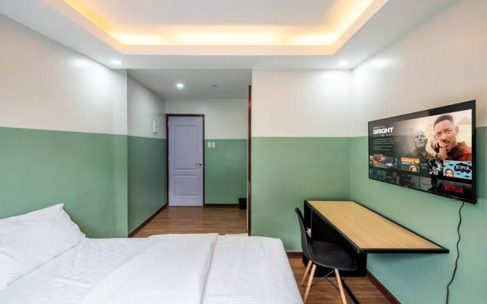 St. Marvin Studio M504