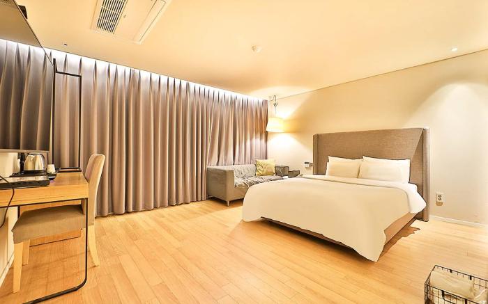 Londoner Hotel Hwamyeong 