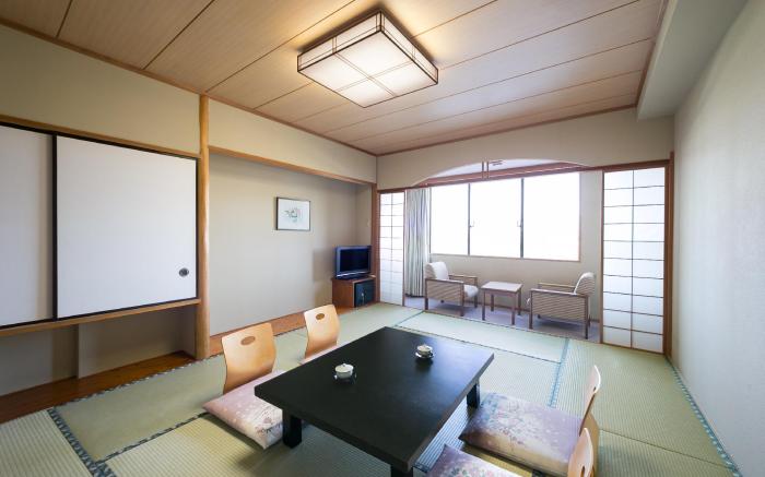 Grand Mercure Lake Biwa Resort & Spa