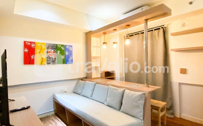 Cozy Living Relaxing 2BR Meikarta Apt By Travelio