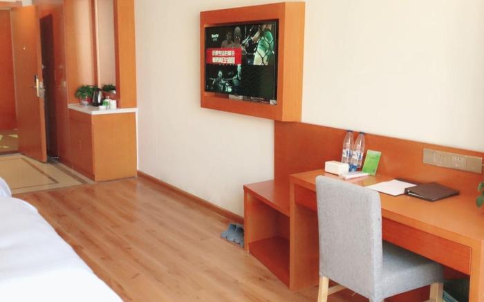 Vatica Hotel Fuyang Linquan Tenghui International City Branch