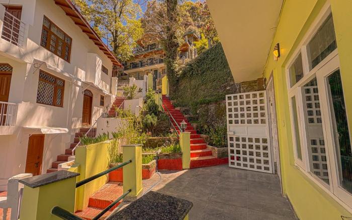 The Himalayan Living - Whispering Oaks