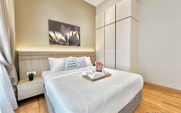 TriTower•3Bedroom 7Pax Balcony WiFi/walk to CIQ