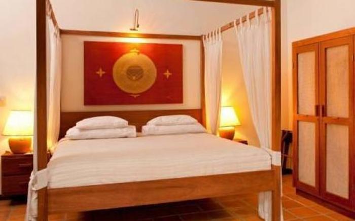 Capitan Suizo Beachfront Boutique Hotel