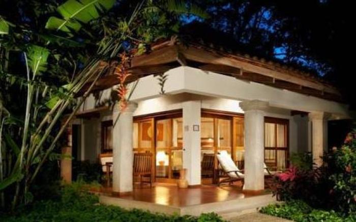 Capitan Suizo Beachfront Boutique Hotel