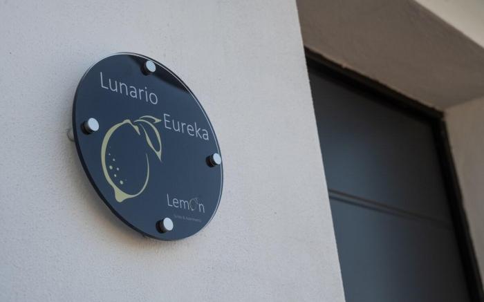 Lemon Suites Lunario