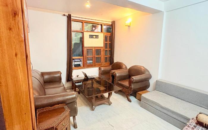 Silver Cedar Homestay