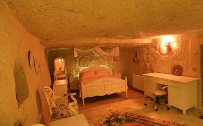 Iris Cave Cappadocia