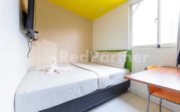 Ichiza Room RedPartner