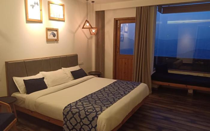 Zephyr House CASA Stay