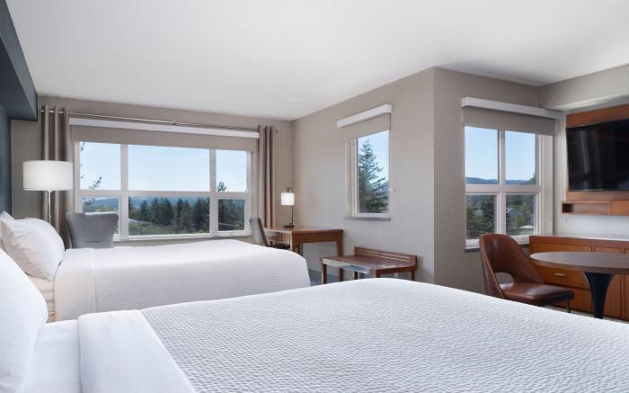 Four Points by Sheraton Victoria Gateway