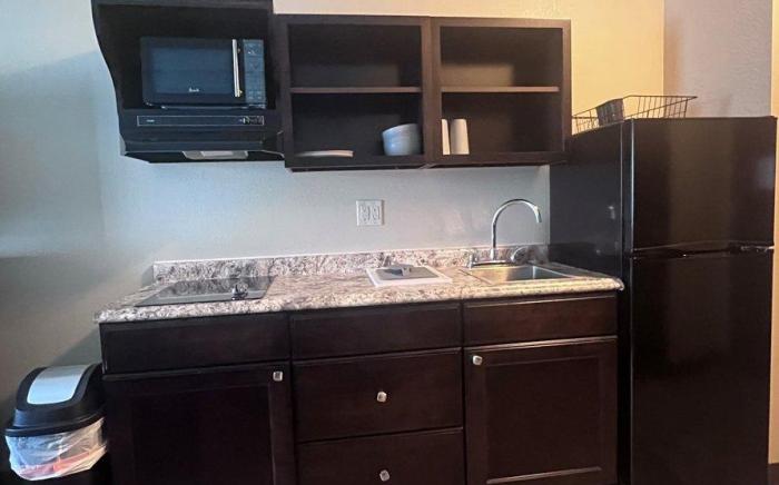 Cobblestone Inn & Suites - Fort Dodge
