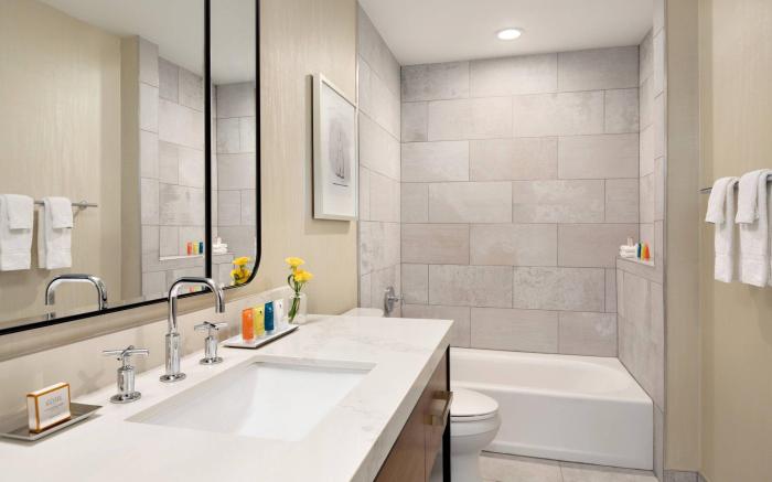 Twelve Midtown, Autograph Collection