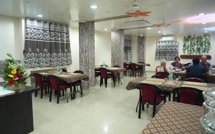Hotel Avon International