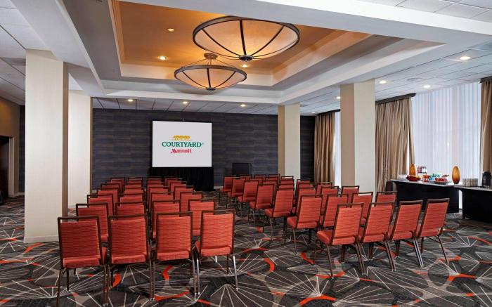 Courtyard by Marriott San Diego Mission Valley/Hotel Circle