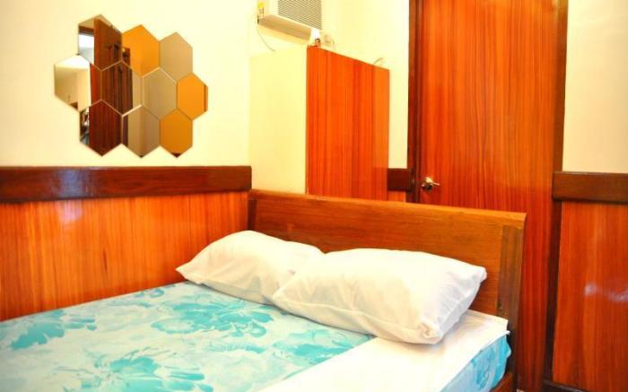 Desert Rose Hotel