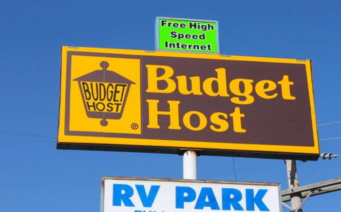 Golden Wheat Budget Host Inn Junction City