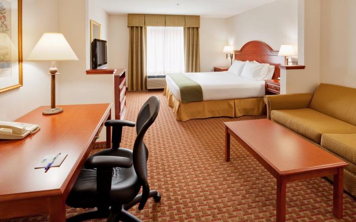 Holiday Inn Express Frackville Hotel By IHG