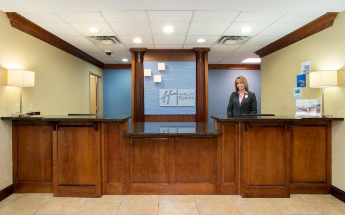Holiday Inn Express Hotel & Suites Richmond By IHG