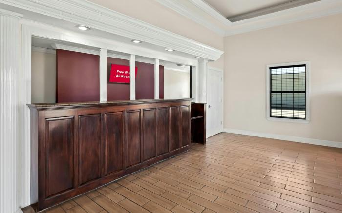 Red Roof Inn Muscle Shoals