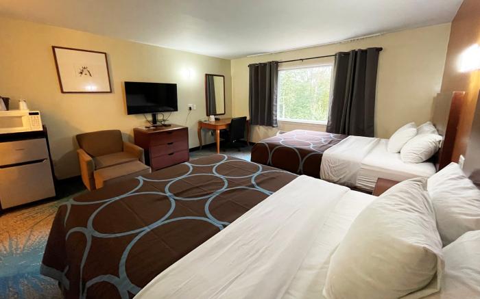 Red Carpet Inn and Suites Plymouth