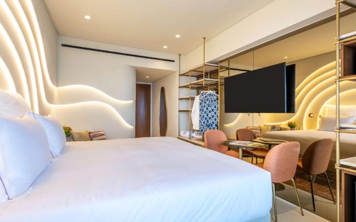 Isla Brown Corinthia Resort & Spa, Curio Collection by Hilton