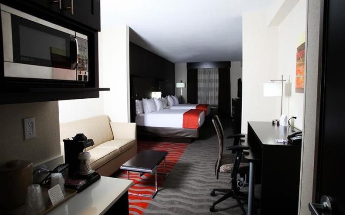 Holiday Inn Express & Suites Monroe By IHG