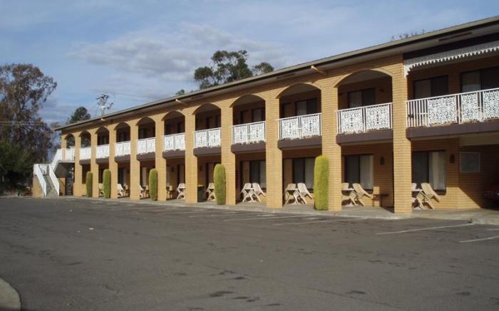 Lakeview Motel
