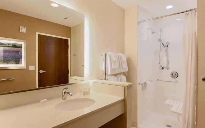 Fairfield Inn & Suites Decatur at Decatur Conference Center
