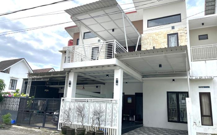 MP Villa Palmiers B3 Malang