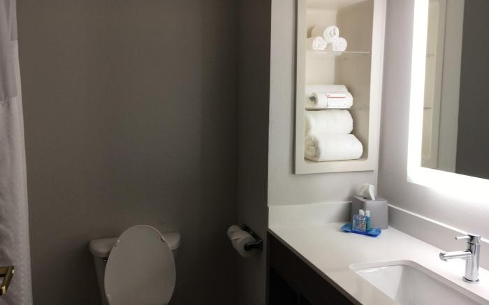 Holiday Inn Express & Suites Thomasville By IHG